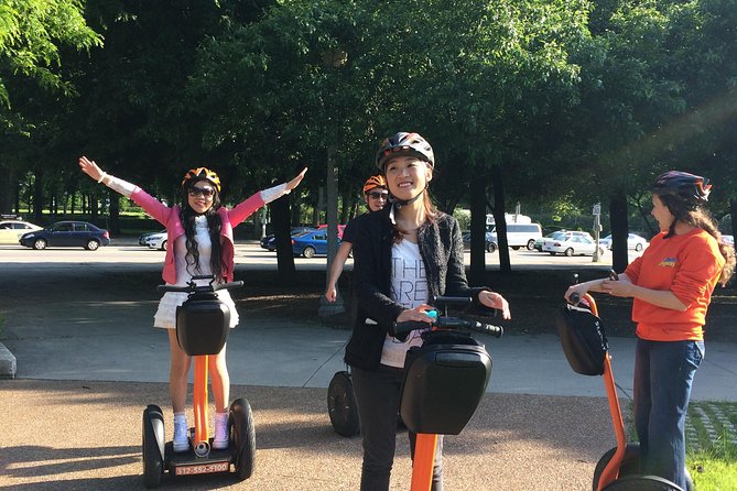 2-Hour Chicago Lakefront & Museum Campus Segway Tour - Why the Live Commentary Matters (and When It Can Miss)