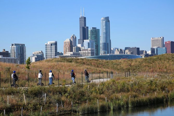 2-Hour Guided Segway Tour of Chicago - Meeting at 2 E 8th St: Training, Gear, and Getting Oriented