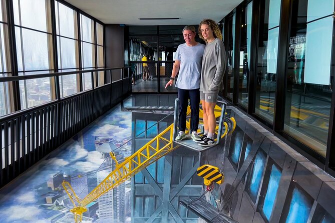 360 CHICAGO Observation Deck Admission - Crowds, Photos, and the Stuff That Can Affect Your Mood