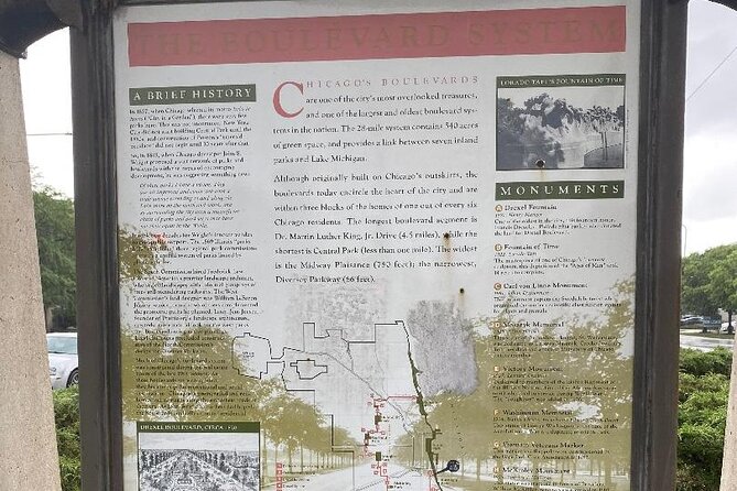 African American Heritage Tour of Chicago - Hyde Park Stop: Obama, an African American Museum, and Big Names in One Stretch