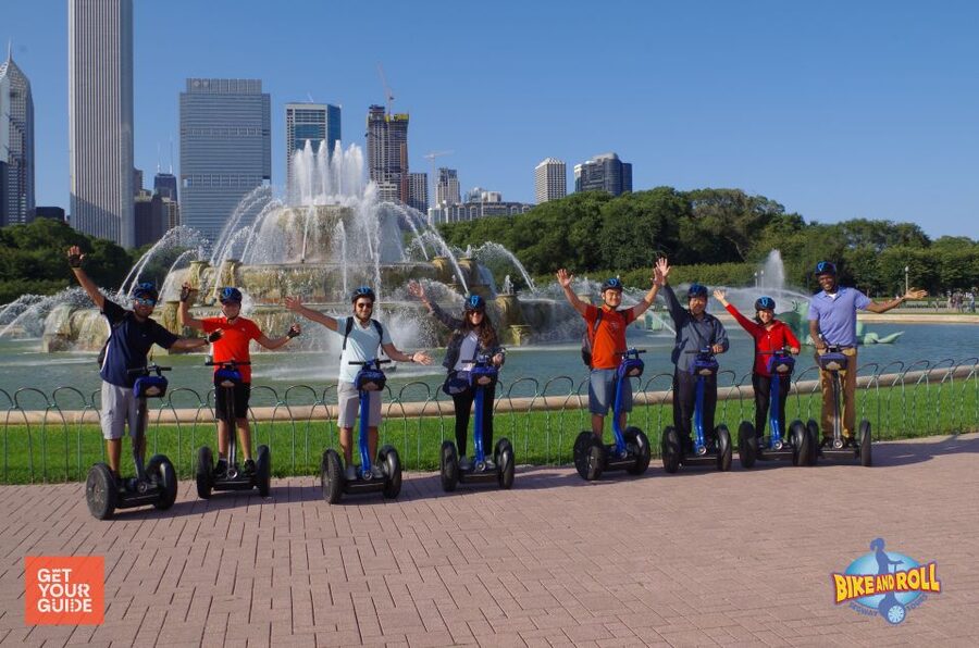 Amazing Lakefront Segway Tour of Chicago - Buckingham Fountain stop: why it’s a perfect Segway photo moment