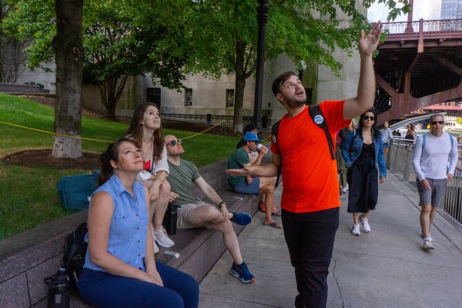 Architecture & History Guided Tour along the Chicago Riverwalk - St. Regis and 455 Cityfront Plaza Dr: Newer Architecture Along the Same Waterline