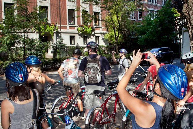 Bike Tour of Chicago's Lakefront Neighborhoods - Old Town and St. Michael’s Church: history you can see