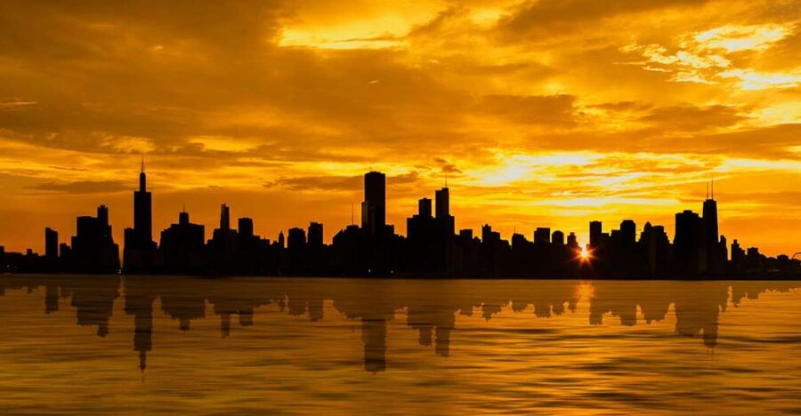 Chicago: 1.5-Hour Scenic Sunset Lake Cruise - A Chicago sunset from the water: what the 90 minutes delivers