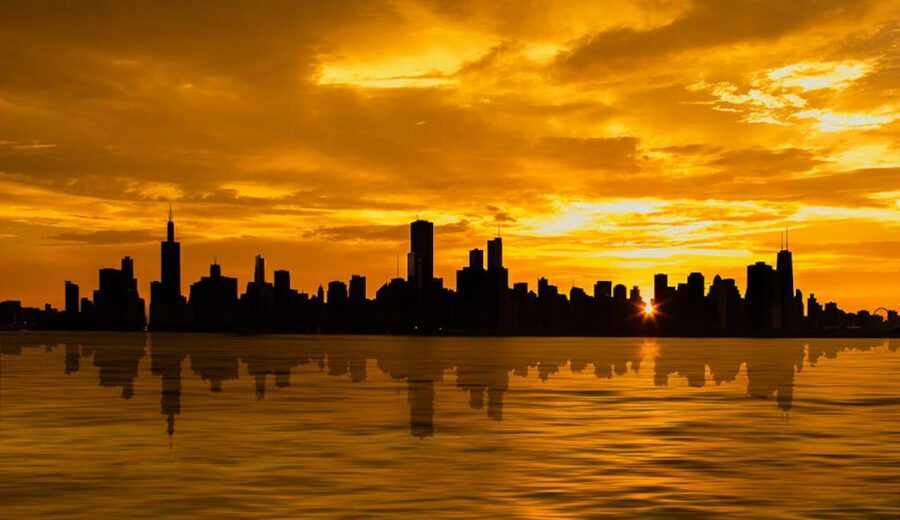 Chicago: 1.5-Hour Scenic Sunset Lake Cruise - The river-to-lake route: what you’ll see and when