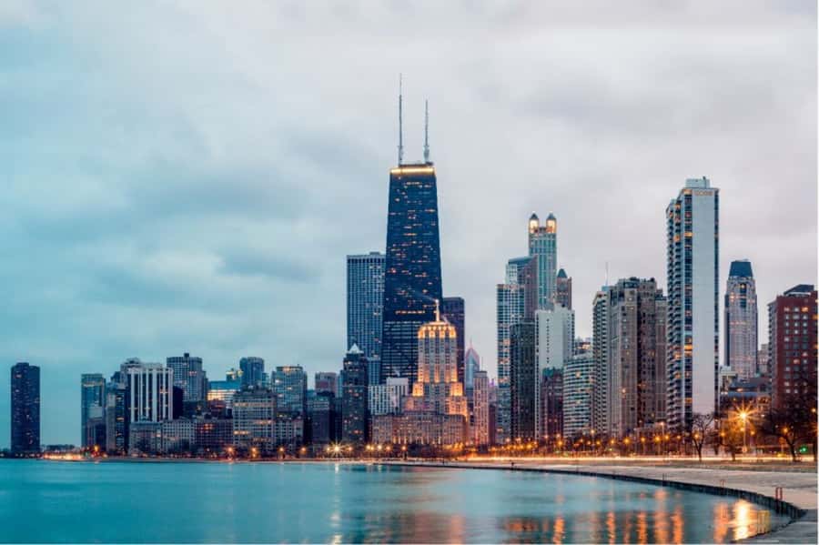 Chicago: 360 CHICAGO & Hop-on Hop-off Bus Tour (Save 20%) - 360 CHICAGO at 1,000 feet: how to time CloudBar and TILT