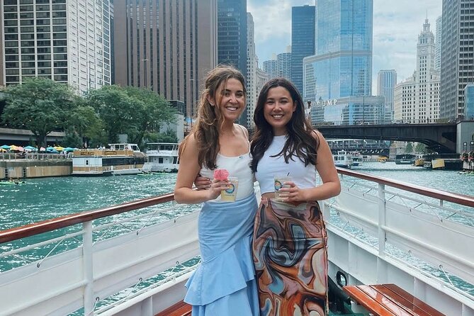 Chicago Architectural River Cruise - The Chicago River Storyline You’ll Hear from the Docent