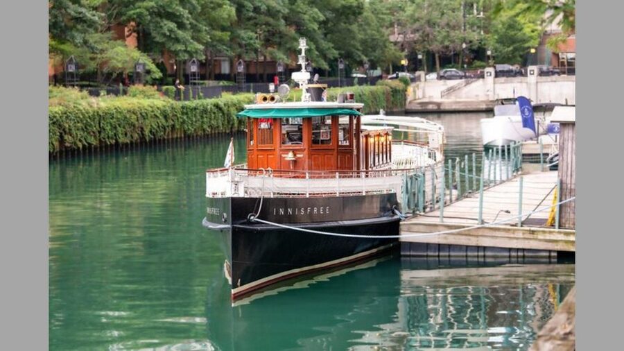 Chicago: Architecture Boat Tour with Drinks - Getting there fast: 465 N McClurg Ct and Ogden Slip