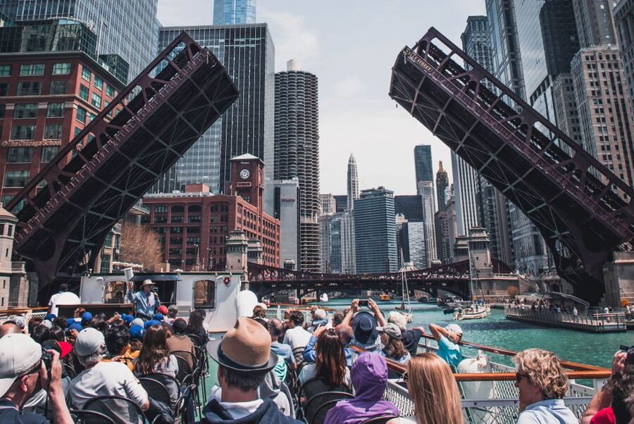 Chicago: Architecture Center Cruise on Chicago's First Lady - Should you book the Chicago’s First Lady Architecture Center cruise?