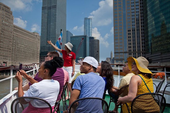 Chicago Architecture Center River Cruise aboard First Lady - Key moments to look for