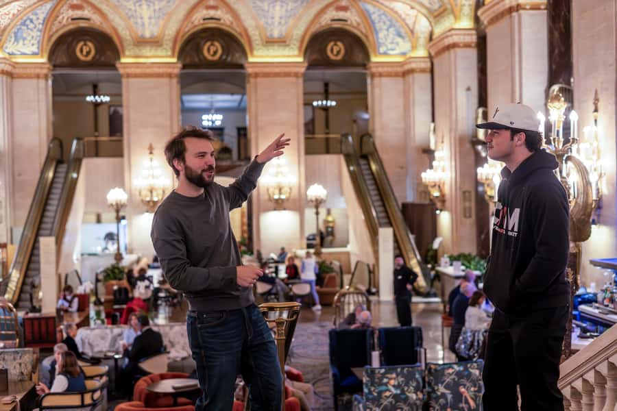 Chicago: Architecture & True Crime History - Guides Like Joseph: Local Pride Meets Dark Story Craft