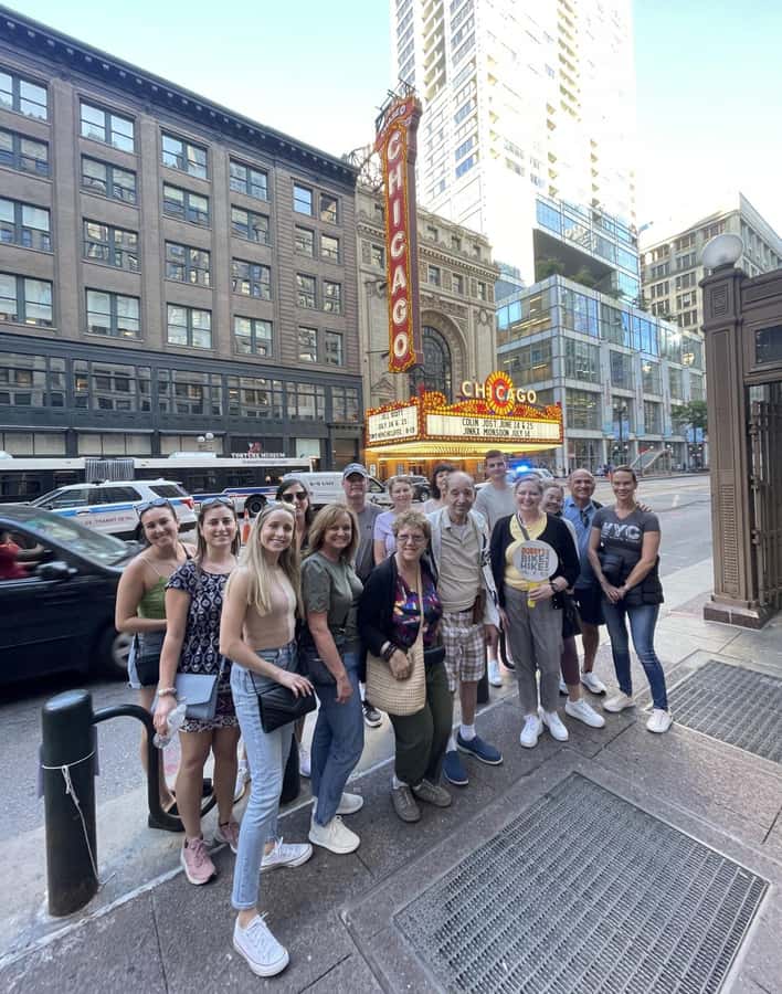 Chicago: Best of Attractions Walking Tour +Bike/Kayak Rental - Key highlights you’ll actually feel