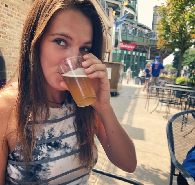 Chicago: Bikes, Bites, and Views Biking Tour - Adults - The neighborhoods you bike through (and what to watch for)