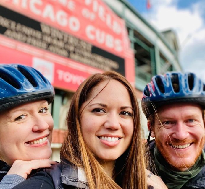 Chicago: Bikes, Bites, and Views Biking Tour - Adults - Biking comfort, pacing, and safety on a 13-mile route