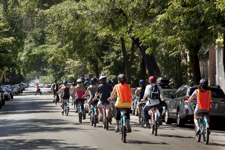 Chicago: Bikes, Bites, and Views Biking Tour - Adults - Price and value: what $89 buys you