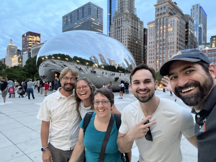 Chicago: Bikes, Bites, and Views Biking Tour - Adults - Daytime vs nighttime: Wrigleyville or Buckingham Fountain
