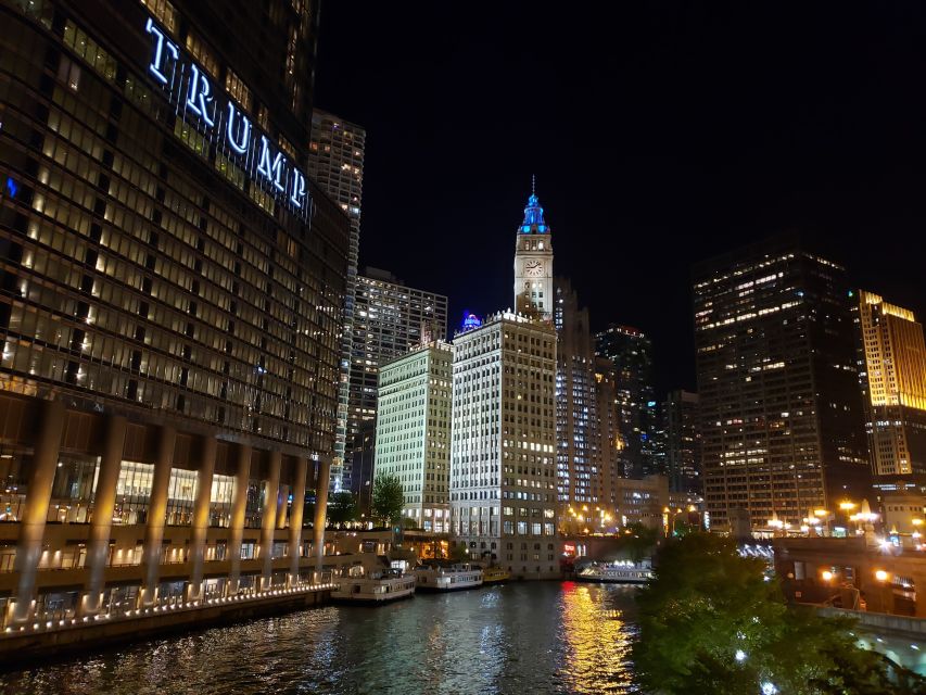 Chicago by Night River and Lake Cruise - Entering the Chicago Harbor Lock: the engineering moment