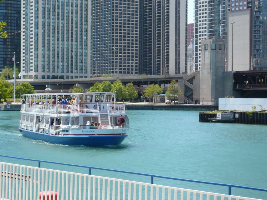 Chicago: City Minibus Tour with Optional Architecture Cruise - Why this minibus-and-cruise combo works for first-timers