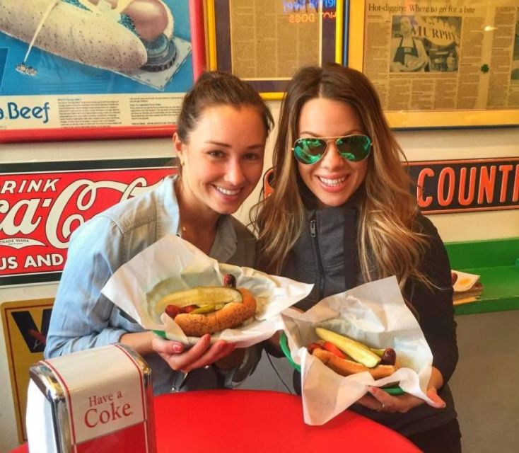 Chicago: Classic Food & Walking Tour with Free Bike or Kayak - Day Tour vs Evening Tour: Same Food Mission, Different Chicago Mood
