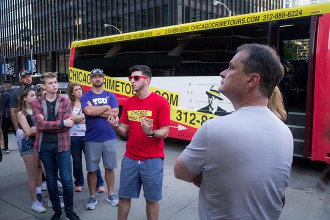 Chicago Crime and Mob Bus Tour - Views From the Chicago River: Skyline, Bridges, and Speakeasy Mood