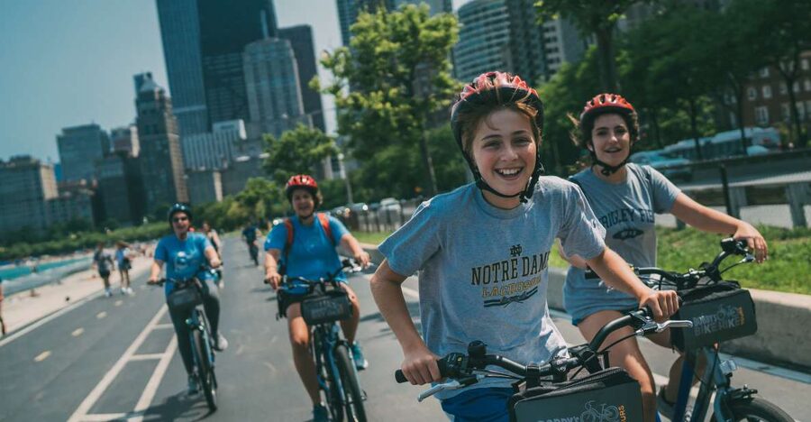 Chicago: Downtown Family Food Tour by Bike with Sightseeing - Should you book this Chicago Downtown Family Food Tour by Bike?
