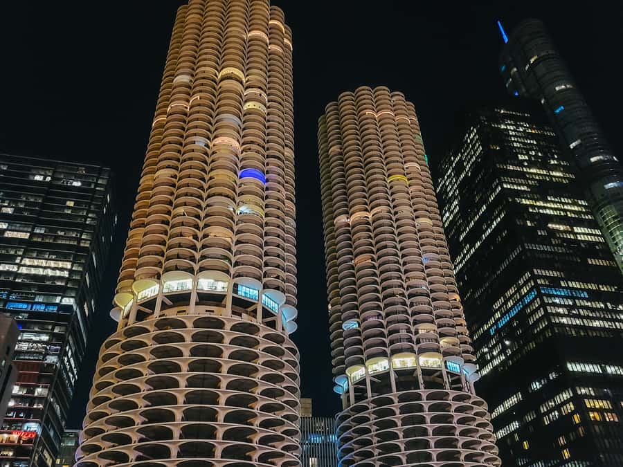 Chicago: Fireworks Cruise with Lake or River Viewing Options - Onboard comfort: indoor cabin, outdoor deck, and the cash bar reality