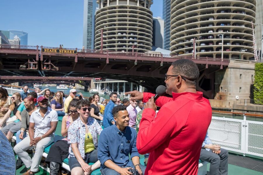 Chicago: First Lady River Cruise & Architecture Center Combo - Your ticket to the Chicago Architecture Center (CAC): when and how to use it