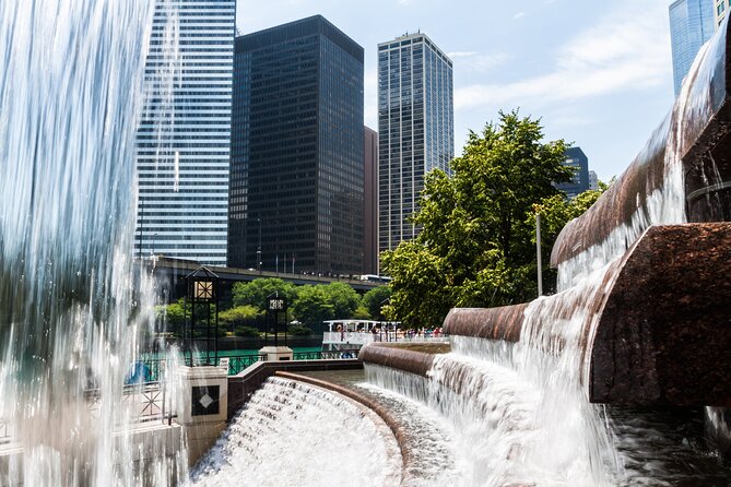 Chicago: Food and Culture Walking Tour - Starting at the Centennial Fountain: river views and an easy launch