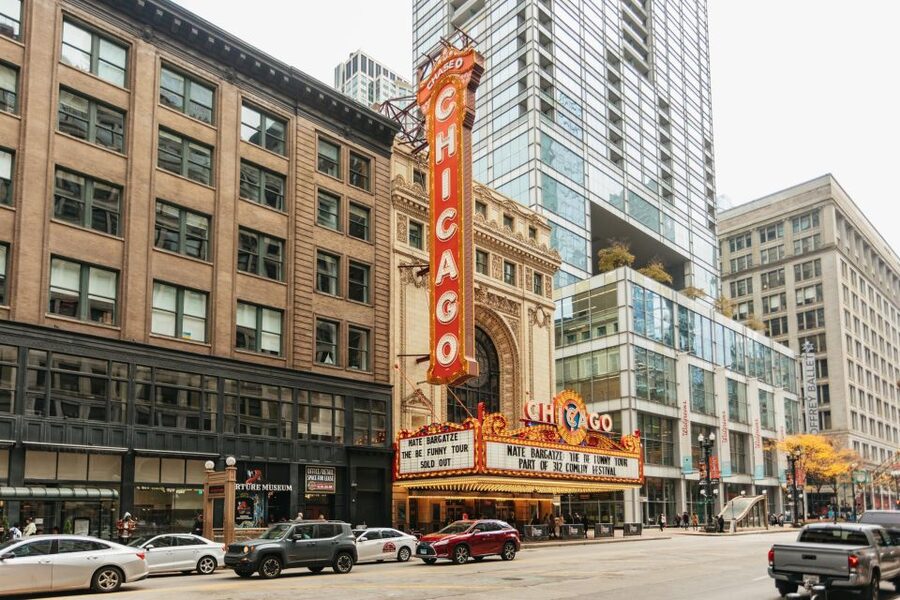 Chicago: Gangsters and Ghosts Guided Walking Tour - Riverwalk to Death Alley to the Chicago Theatre: the best way to read the streets