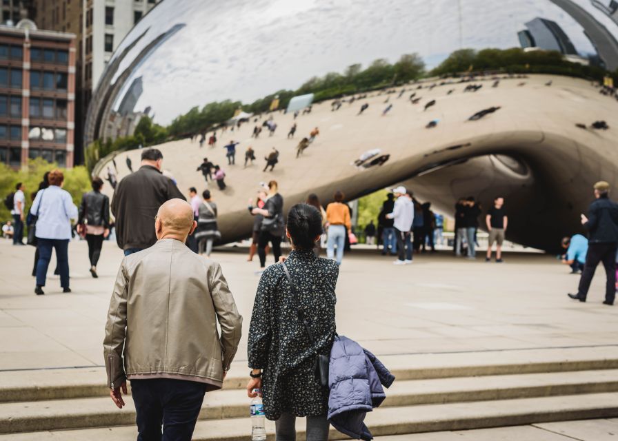 Chicago: Guided Tour with Architecture River Cruise - Getting oriented fast with downtown pickup and a small-van ride