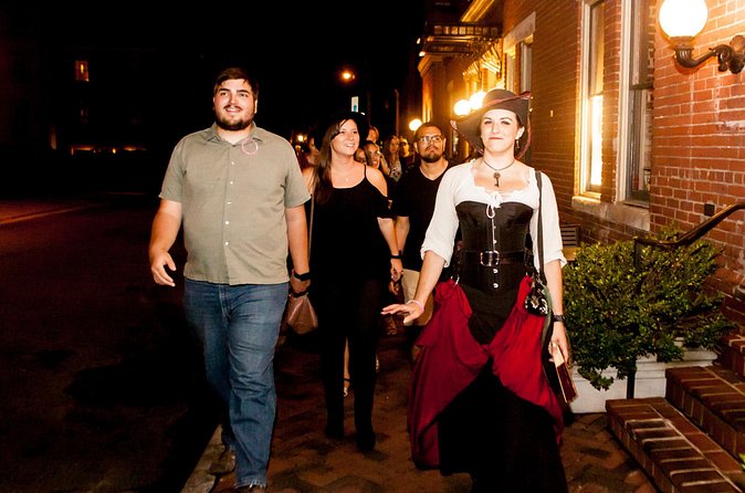 Chicago Haunts and Hooligans Tour - Who should book this tour, and who should skip it