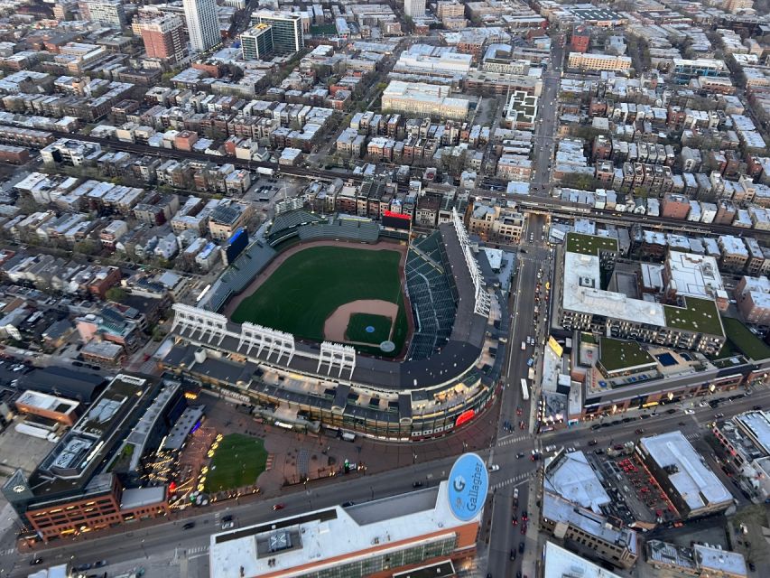Chicago: Helicopter Tour of Chicago Skyline - Why Chicago from a helicopter works so well
