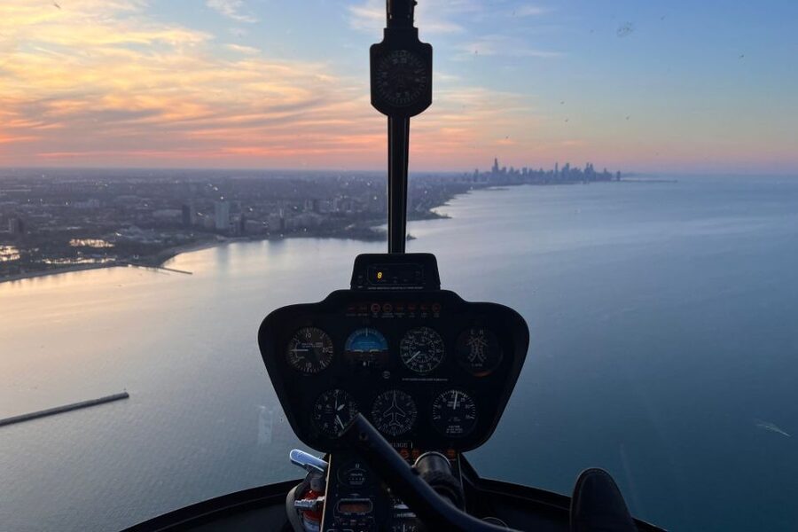 Chicago: Helicopter Tour of Chicago Skyline - Photo strategy: getting memorable shots without making it stressful