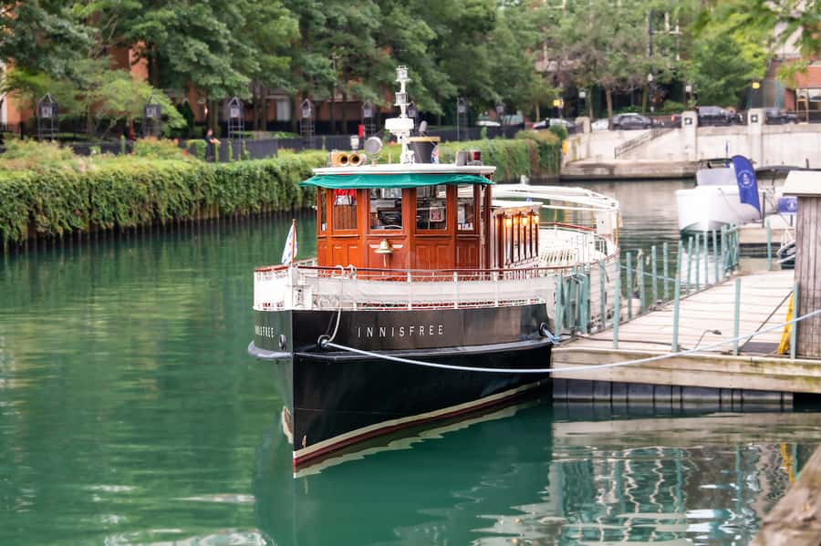 Chicago: Historic Architecture Chicago River Small Boat Tour - Key highlights to look for