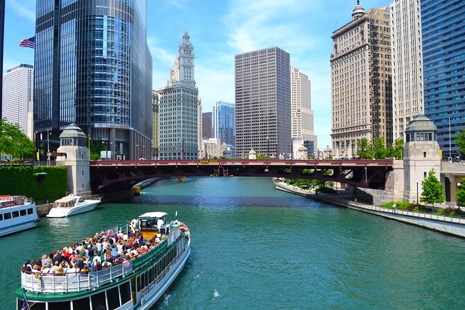 Chicago History and Architecture Walking Tour with Boat Cruise - Navy Pier to Shoreline Sightseeing: the view shift that makes the day click