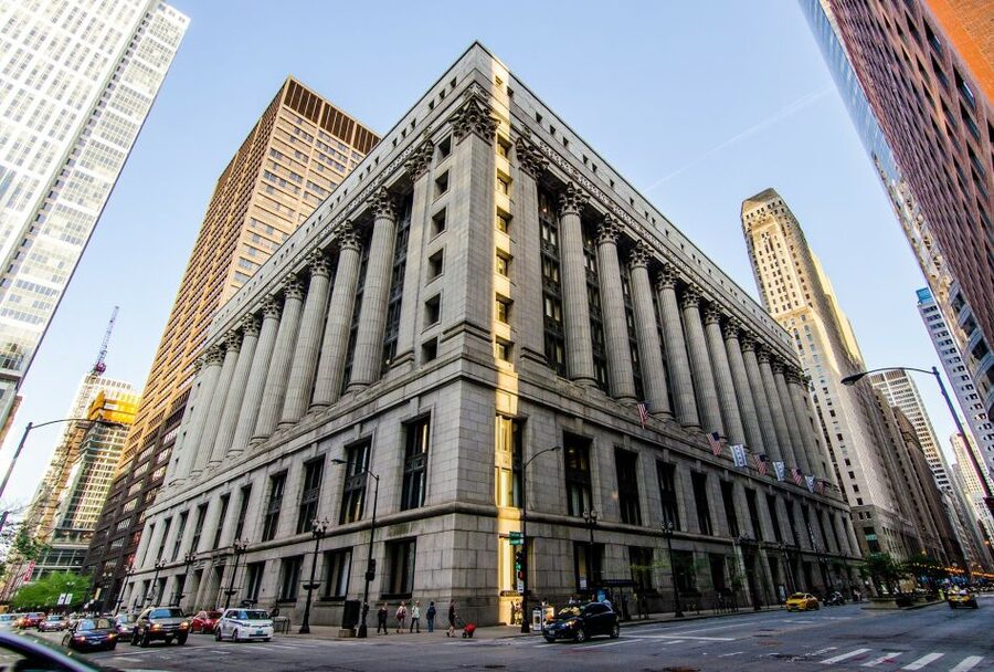Chicago: Icons Guided Architecture Walking Tour - Styles You’ll Hear Explained: Beaux-Arts, Mid-Century Modern, and Postmodern