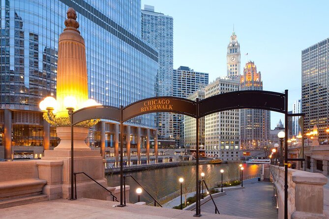 Chicago in a Day: Food and Architecture Private Walking Tour - Key points to know before you go