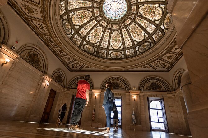 Chicago in a Day: Food and Architecture Private Walking Tour - The tunnel-and-bridge network: Chicago’s winter-proof city habit