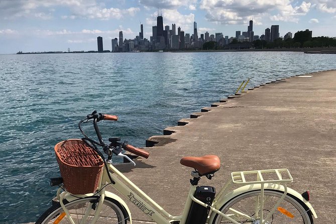 Chicago Lakefront Electric Bike Tour - Why an E-Bike Tour Works So Well on Chicago’s Lakefront