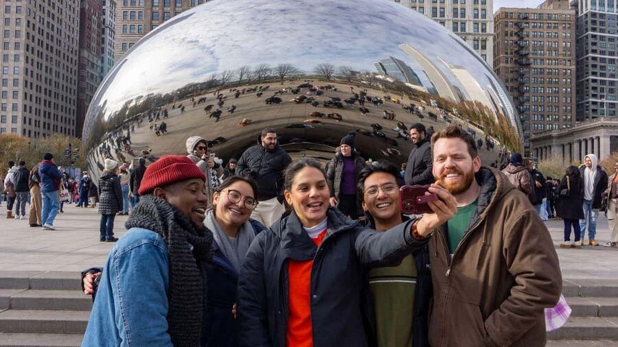 Chicago Loop: Art, Skyscrapers, Millennium Park & "The Bean" - Marshall Field’s (now Macy’s on State): architecture you can step inside