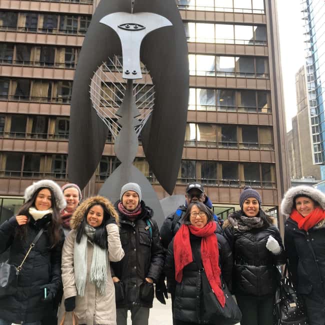 Chicago Loop: Art, Skyscrapers, Millennium Park & "The Bean" - Daley Plaza and The Picasso: public art with real attitude