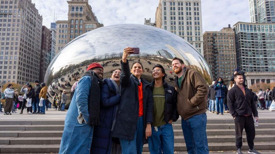 Chicago Loop: Art, Skyscrapers, Millennium Park & "The Bean" - Millennium Park: Crown Fountain and the playful side of the city