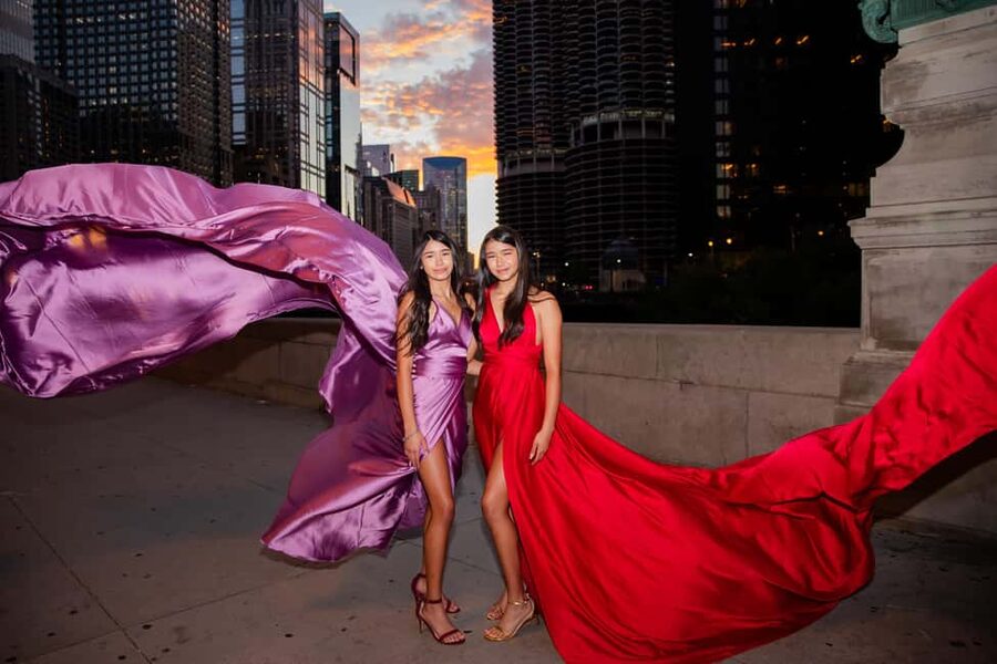 Chicago Luxury Flying Dress Photoshoot - From Chicago Theatre to model mode in one session