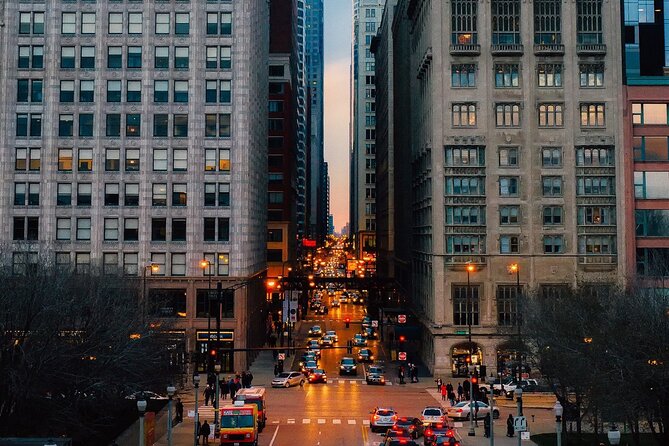 Chicago Mobs and Haunts Walking Tour - The guide makes or breaks the experience (and you get that element)