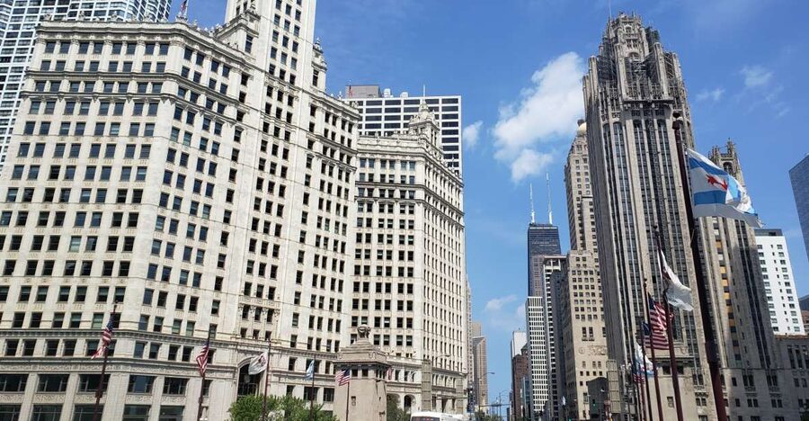 Chicago: Must See Chicago 90 minute Walking Tour - Walking the Chicago Loop: from classical facades to skyscraper swagger
