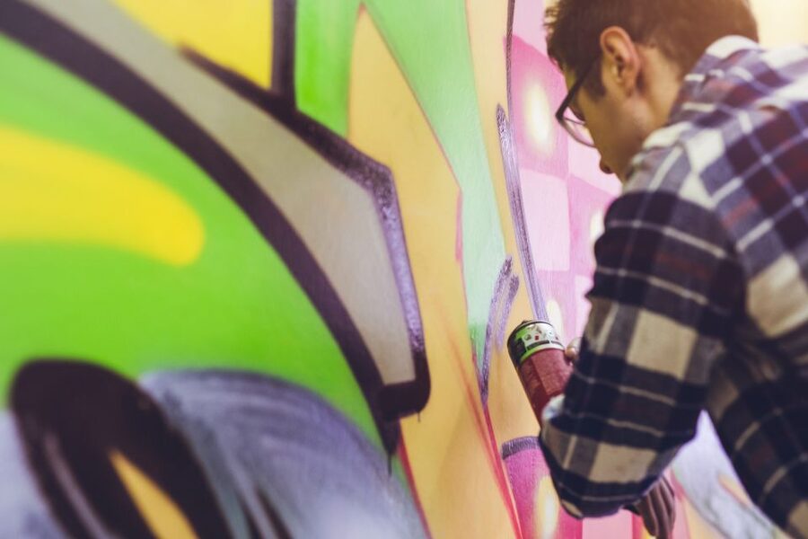 Chicago: Offbeat Guided Street Art Tour - What to bring (and what to skip) so the tour stays comfortable