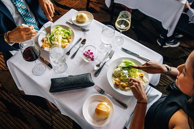 Chicago Premier Dinner Cruise on Lake Michigan - The Skyline Route: What You’re Really Paying For