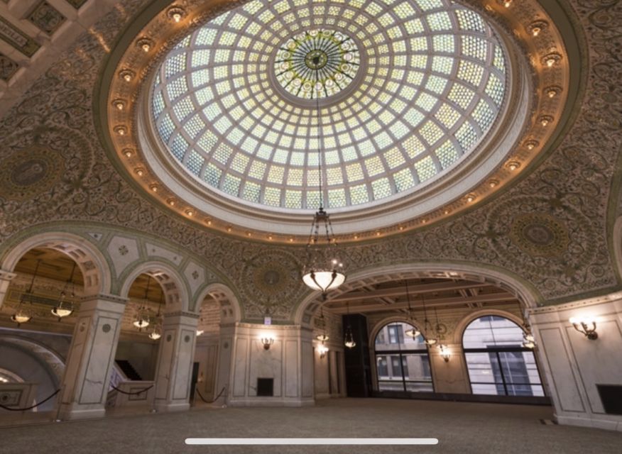 Chicago: Private Architecture Tour - 3 or 6 Hours - Magnificent Mile details and historic brownstones