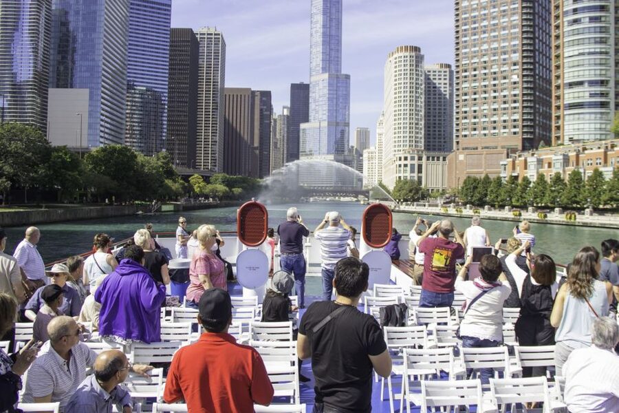 Chicago River: 1.5-Hour Guided Architecture Cruise - Marina City Through the Classics: What You’ll See Up Close