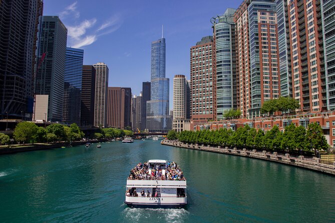 Chicago River 45-Minute Architecture Tour from Magnificent Mile - Open-Air vs Lower Deck: Cold-Weather Tips and Photo Strategy
